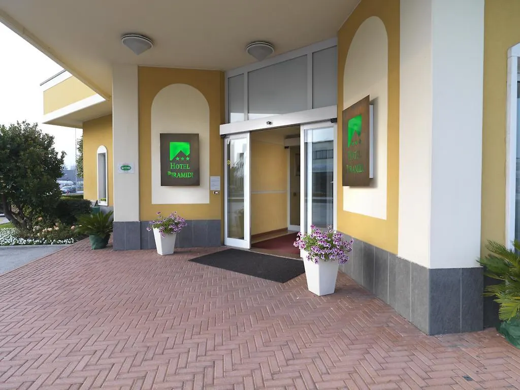 Piramidi Hotel Torri di Quartesolo