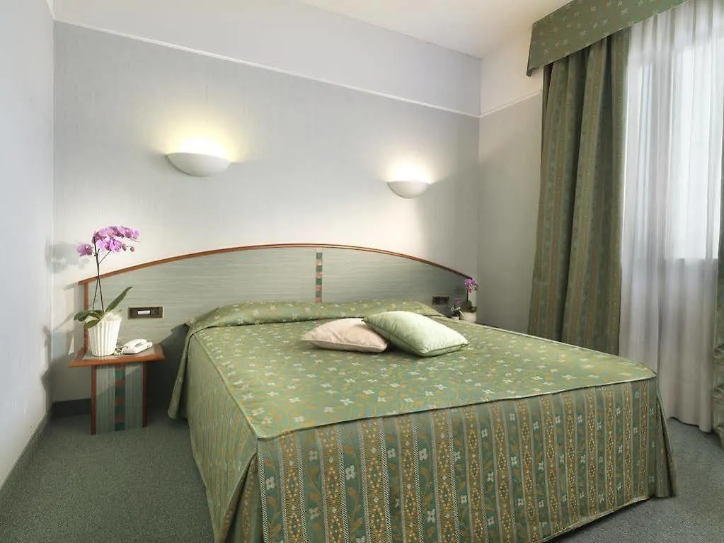Piramidi Hotel Torri di Quartesolo